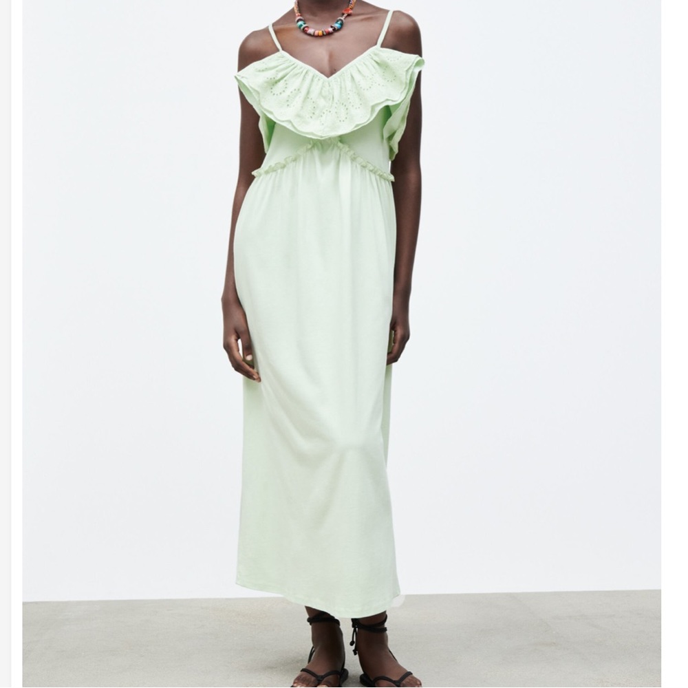 Zara Maxi Dress Eyelet Ruffle V-Neck Spaghetti Strap Mint Green Size Large